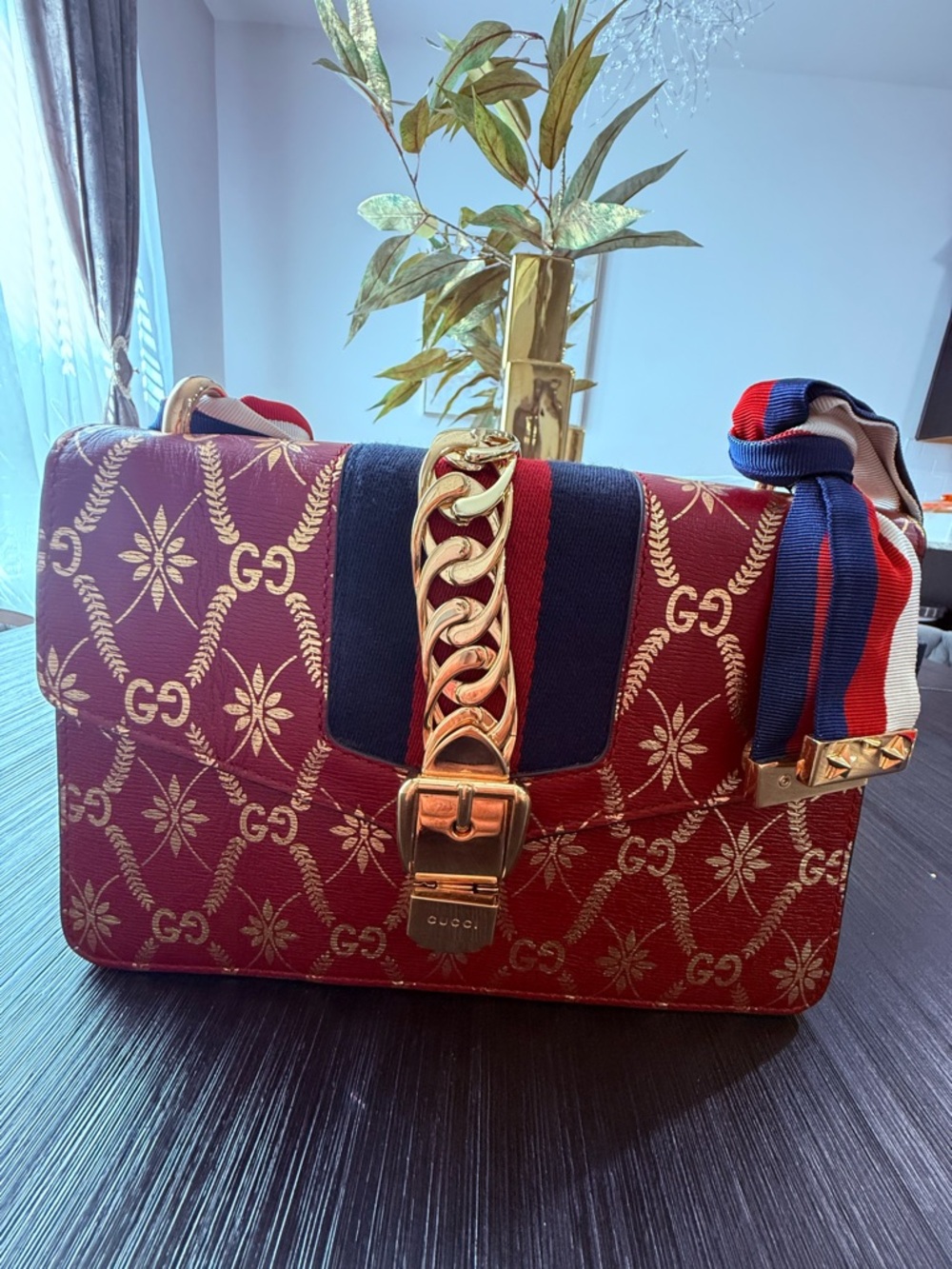 Guuci Sylvie top handle leather handbag